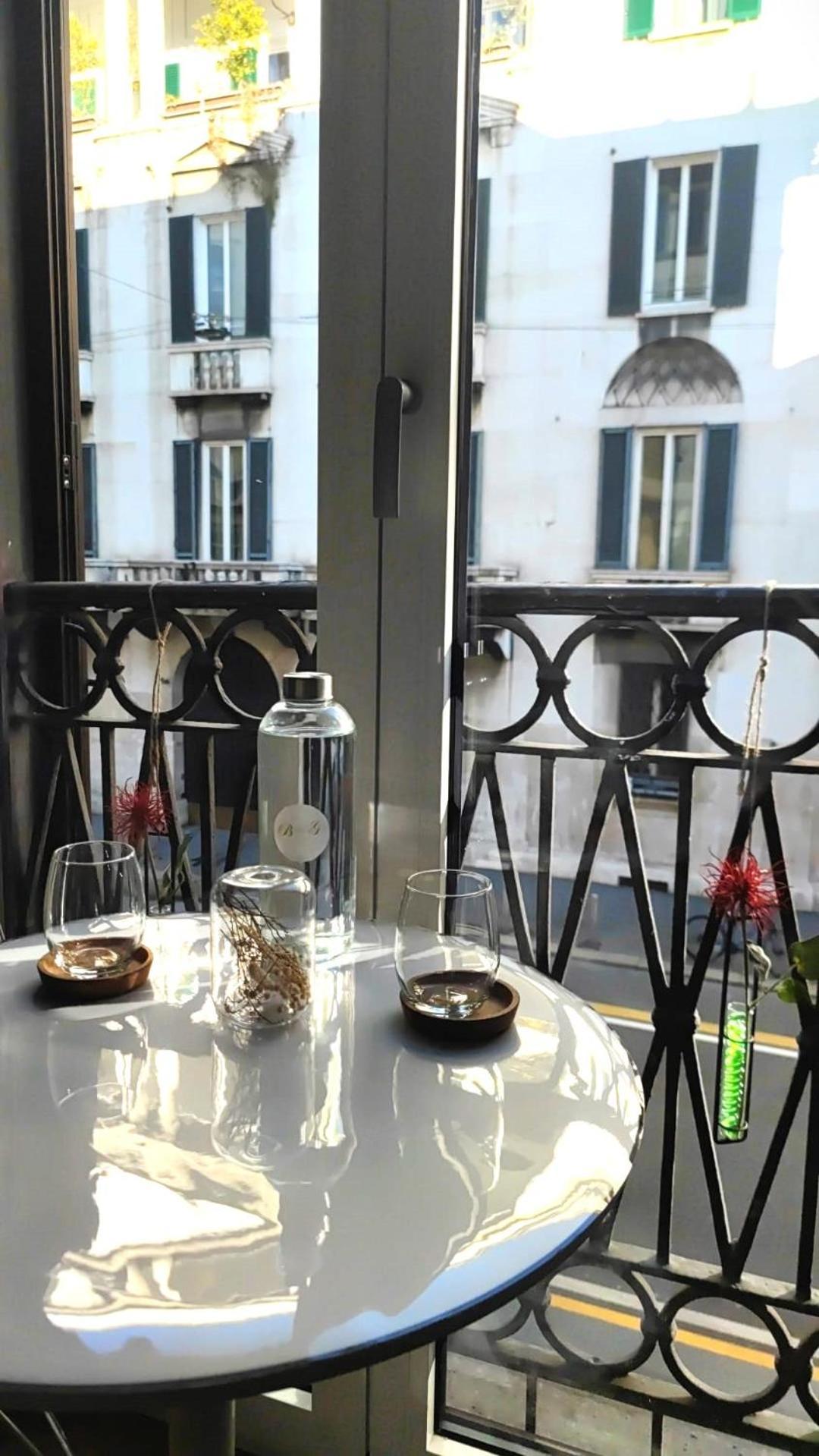 B And G San Babila- Luxury In The Heart Of Milano - Design District Hotel ภายนอก รูปภาพ