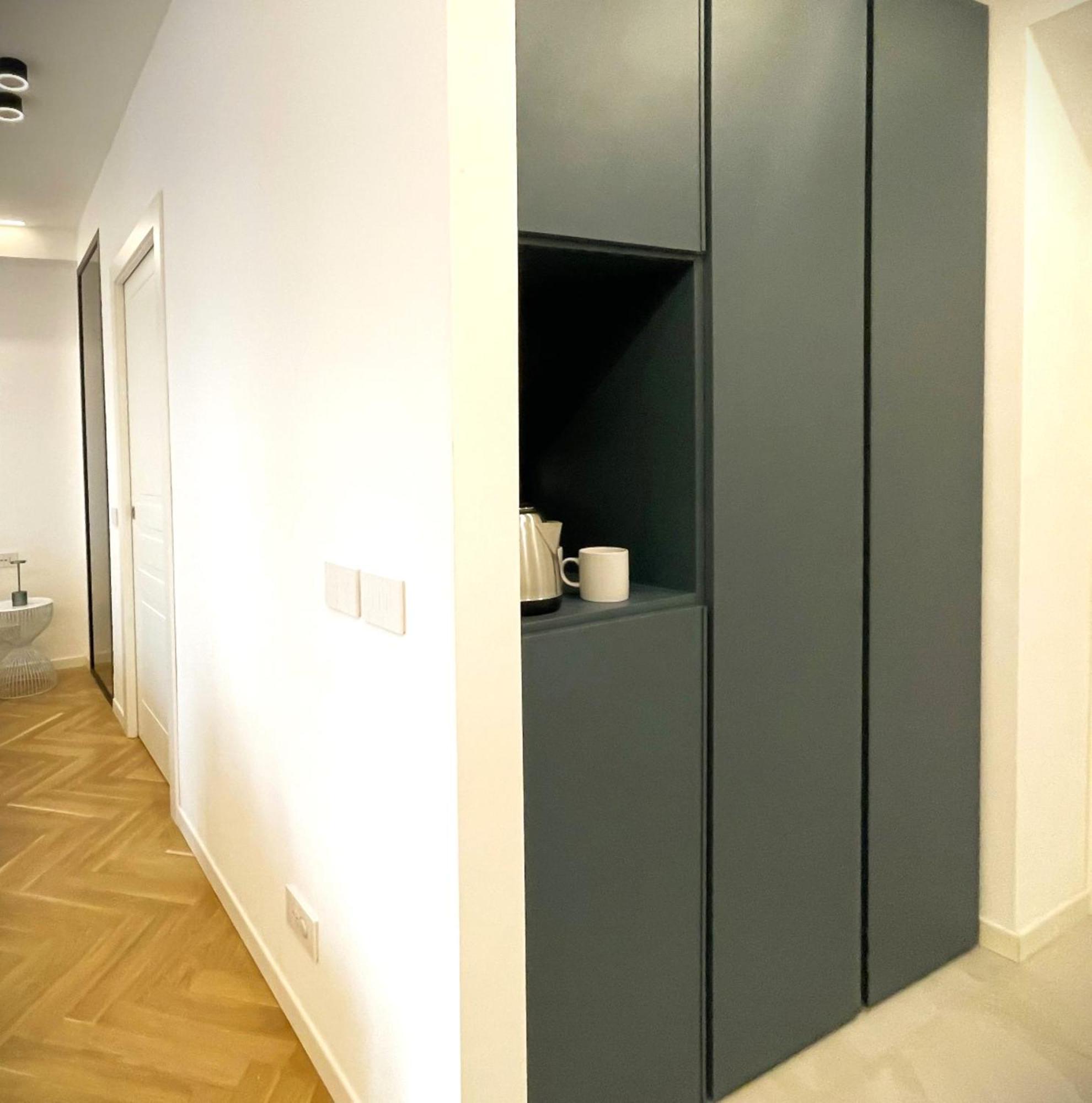 B And G San Babila- Luxury In The Heart Of Milano - Design District Hotel ภายนอก รูปภาพ